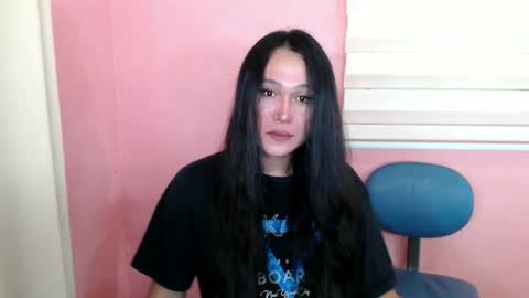 Hi im Avah online show from February 1, 2025, 2:13 pm