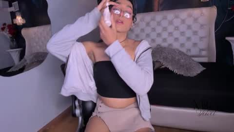 mika_velvet online show from February 10, 2026, 4:05 am