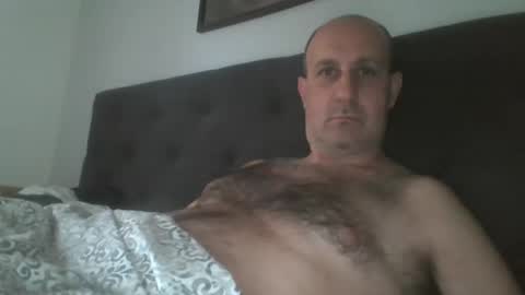 mikael_r52 online show from May 12, 2026, 5:59 am