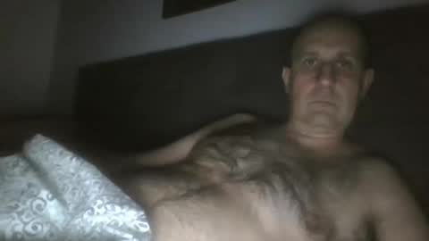 mikael_r52 online show from May 17, 2026, 9:00 pm