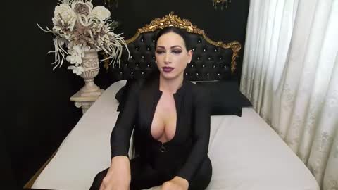 Mikaela online show from January 6, 2025, 7:31 am