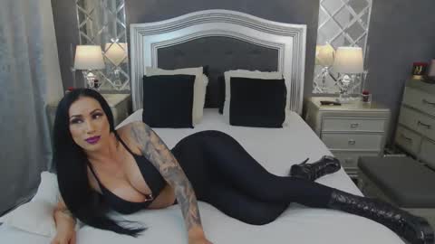 Mikaela online show from May 29, 2026, 3:04 am