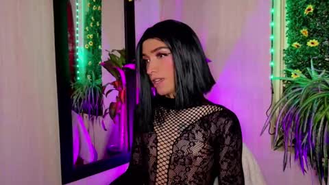 Snapshot of mikaelarangel chatting on October 20, 2025, 5:02 pm mikaelarangel online show from October 20, 2025, 5:02 pm