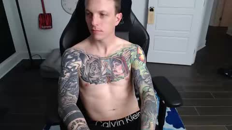 MikahisHung online show from March 26, 2026, 9:20 pm