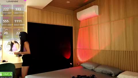 Snapshot of mikakimura chatting on October 25, 2025, 3:40 pm Miko now i live in Vietnam online show from October 25, 2025, 3:40 pm