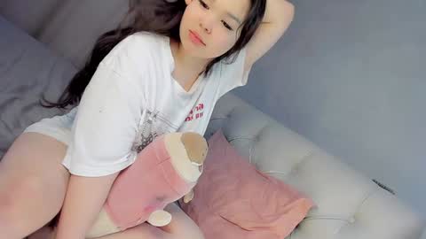 mikasssu online show from December 10, 2024, 12:38 pm