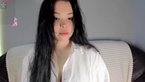 mikasssu online show from October 27, 2025, 5:22 am