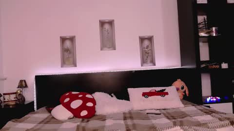 mikaylaraven online show from January 8, 2026, 4:59 am