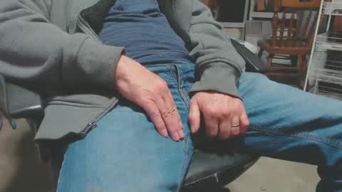 mike694fun online show from December 17, 2024, 10:43 pm