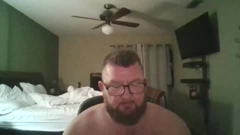 mike700723 online show from April 26, 2026, 5:05 am