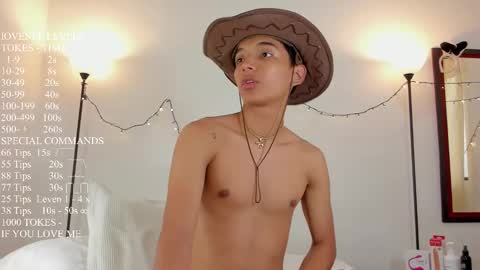 Snapshot of mike__tylor01 chatting on December 3, 2024, 5:01 pm Mike Tylor online show from December 3, 2024, 5:01 pm