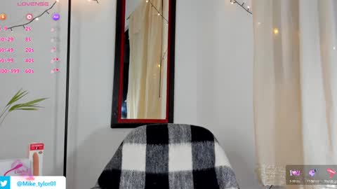 Snapshot of mike__tylor01 chatting on February 21, 2025, 10:37 pm Mike Tylor online show from February 21, 2025, 10:37 pm