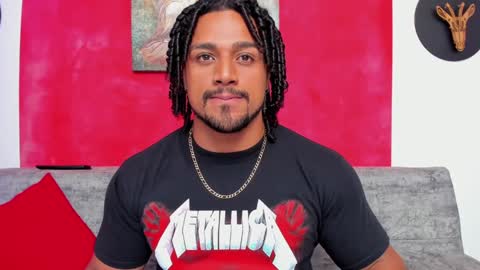 Snapshot of mike_estevess chatting on December 9, 2024, 2:24 am online show from December 9, 2024, 2:24 am