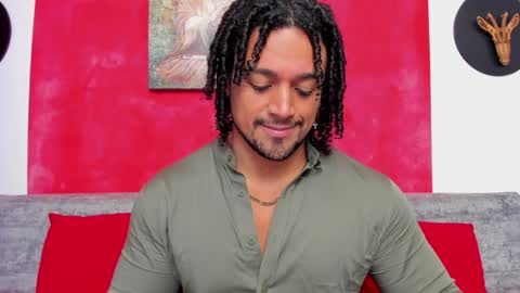 Snapshot of mike_estevess chatting on January 3, 2025, 11:57 am online show from January 3, 2025, 11:57 am