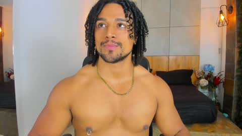 Snapshot of mike_estevess chatting on January 31, 2025, 9:27 am online show from January 31, 2025, 9:27 am