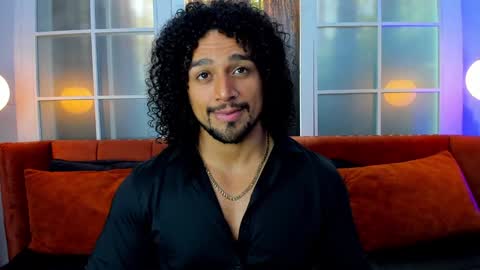 Snapshot of mike_estevess chatting on February 8, 2025, 1:54 pm online show from February 8, 2025, 1:54 pm