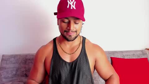 Snapshot of mike_estevess chatting on February 10, 2025, 12:41 am online show from February 10, 2025, 12:41 am