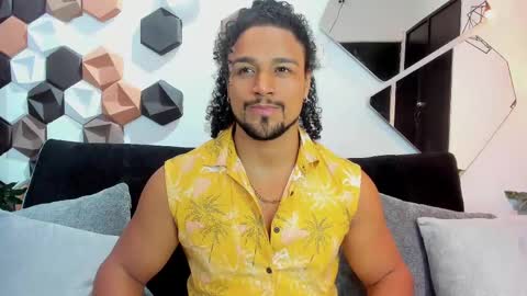 Snapshot of mike_estevess chatting on March 8, 2025, 12:20 pm online show from March 8, 2025, 12:20 pm