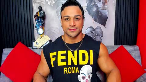 Snapshot of mike_estevess chatting on December 3, 2025, 10:02 am online show from December 3, 2025, 10:02 am