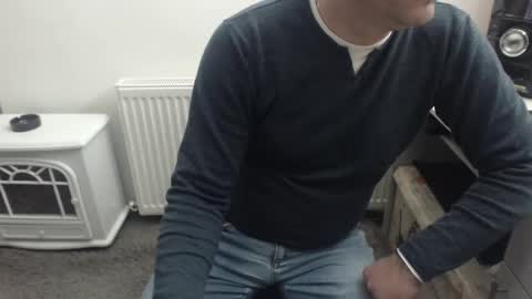 Snapshot of mike_master30 chatting on December 15, 2024, 1:54 pm MikeMaster online show from December 15, 2024, 1:54 pm