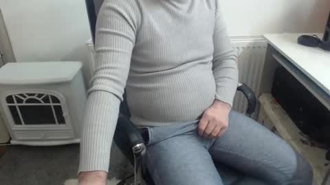 Snapshot of mike_master30 chatting on February 27, 2025, 9:22 am MikeMaster online show from February 27, 2025, 9:22 am