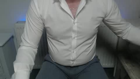 Snapshot of mike_master30 chatting on April 13, 2026, 9:26 am MikeMaster online show from April 13, 2026, 9:26 am