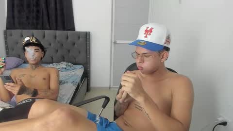 Snapshot of mike_master9 chatting on November 7, 2025, 12:10 am mike_master9 online show from November 7, 2025, 12:10 am