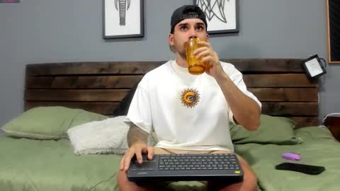 Mike Montoya online show from September 16, 2025, 3:18 am