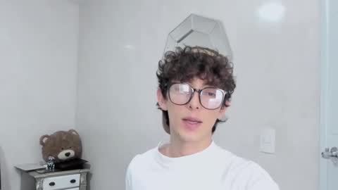 Mikebelf4 online show from February 19, 2026, 4:41 am