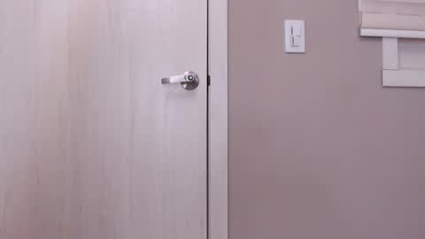 Snapshot of mikeblare chatting on January 16, 2025, 10:02 pm Mike Blare online show from January 16, 2025, 10:02 pm