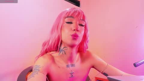 ZARA BLARE online show from February 17, 2026, 9:32 pm