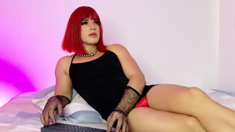 Snapshot of mikegaitan1 chatting on June 25, 2026, 12:20 pm mikegaitan1 online show from June 25, 2026, 12:20 pm