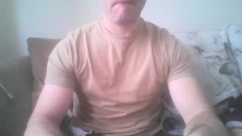 Snapshot of mikehockishuge9 chatting on January 12, 2025, 1:16 pm mikehockishuge9 online show from January 12, 2025, 1:16 pm