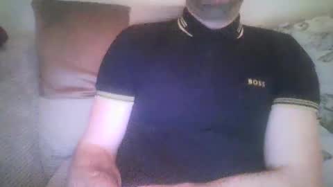 Snapshot of mikehockishuge9 chatting on February 20, 2025, 10:15 pm mikehockishuge9 online show from February 20, 2025, 10:15 pm