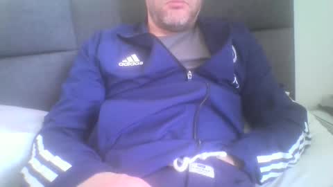 Snapshot of mikehockishuge9 chatting on March 2, 2025, 1:49 pm mikehockishuge9 online show from March 2, 2025, 1:49 pm