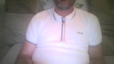 Snapshot of mikehockishuge9 chatting on September 27, 2025, 11:54 pm mikehockishuge9 online show from September 27, 2025, 11:54 pm