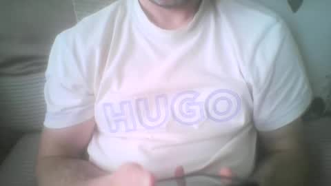 Snapshot of mikehockishuge9 chatting on October 5, 2025, 12:58 pm mikehockishuge9 online show from October 5, 2025, 12:58 pm