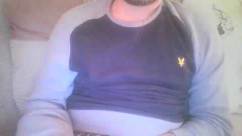 Snapshot of mikehockishuge9 chatting on October 18, 2025, 9:59 pm mikehockishuge9 online show from October 18, 2025, 9:59 pm