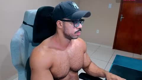 Snapshot of mikehotk chatting on September 11, 2025, 8:42 pm mikehotk online show from September 11, 2025, 8:42 pm