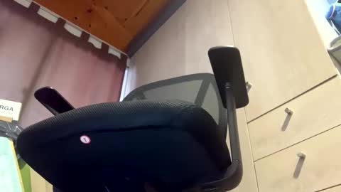 miker1239 online show from September 16, 2025, 1:56 pm