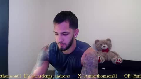 Snapshot of mikethomson01 chatting on October 11, 2025, 9:13 pm Mike online show from October 11, 2025, 9:13 pm