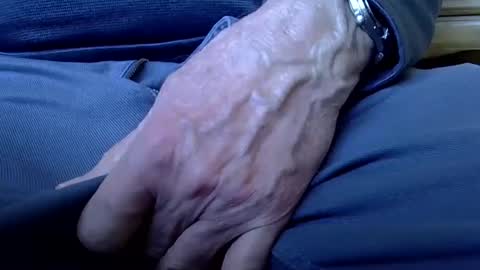 mikeybed online show from March 4, 2025, 2:53 pm