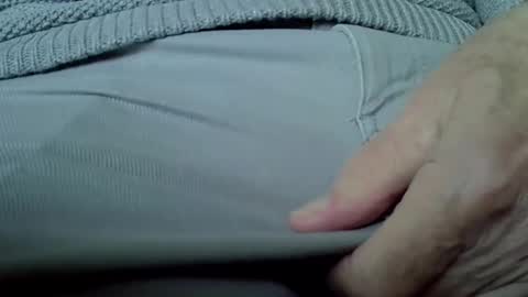 mikeybed online show from November 11, 2025, 1:11 pm