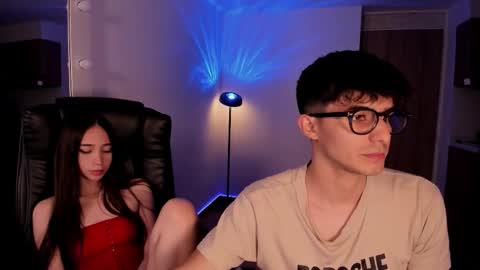 VIOLETAMIKE online show from December 4, 2025, 4:44 am