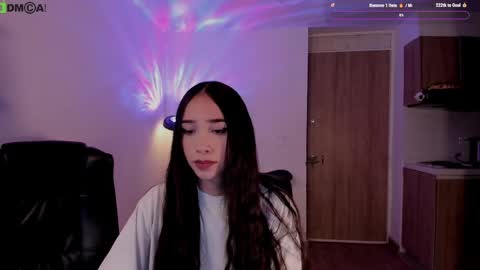 Snapshot of mikeyvioleta chatting on May 9, 2026, 11:32 pm VIOLETAMIKE online show from May 9, 2026, 11:32 pm