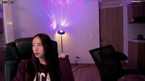 Snapshot of mikeyvioleta chatting on May 24, 2026, 8:30 am VIOLETAMIKE online show from May 24, 2026, 8:30 am