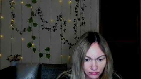 Adalina online show from December 23, 2025, 7:17 am