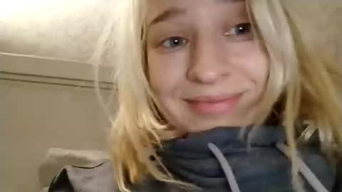 Mila 420 online show from November 18, 2025, 10:03 pm