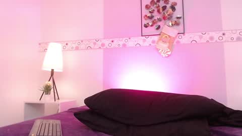 Snapshot of mila_gh1 chatting on December 14, 2024, 11:12 pm Mila online show from December 14, 2024, 11:12 pm