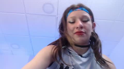 Snapshot of mila_gh1 chatting on December 20, 2024, 2:52 am Mila online show from December 20, 2024, 2:52 am